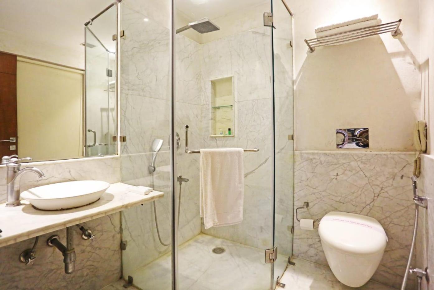 Airport Hotel Claytone New Delhi Luaran gambar